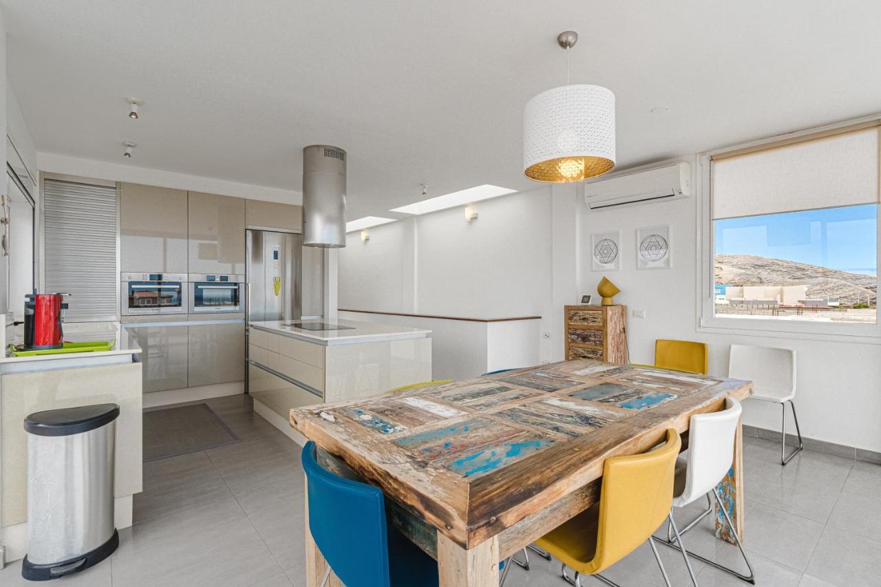 Modern 3Bdr Villa With Heated Pool El Médano Zewnętrze zdjęcie