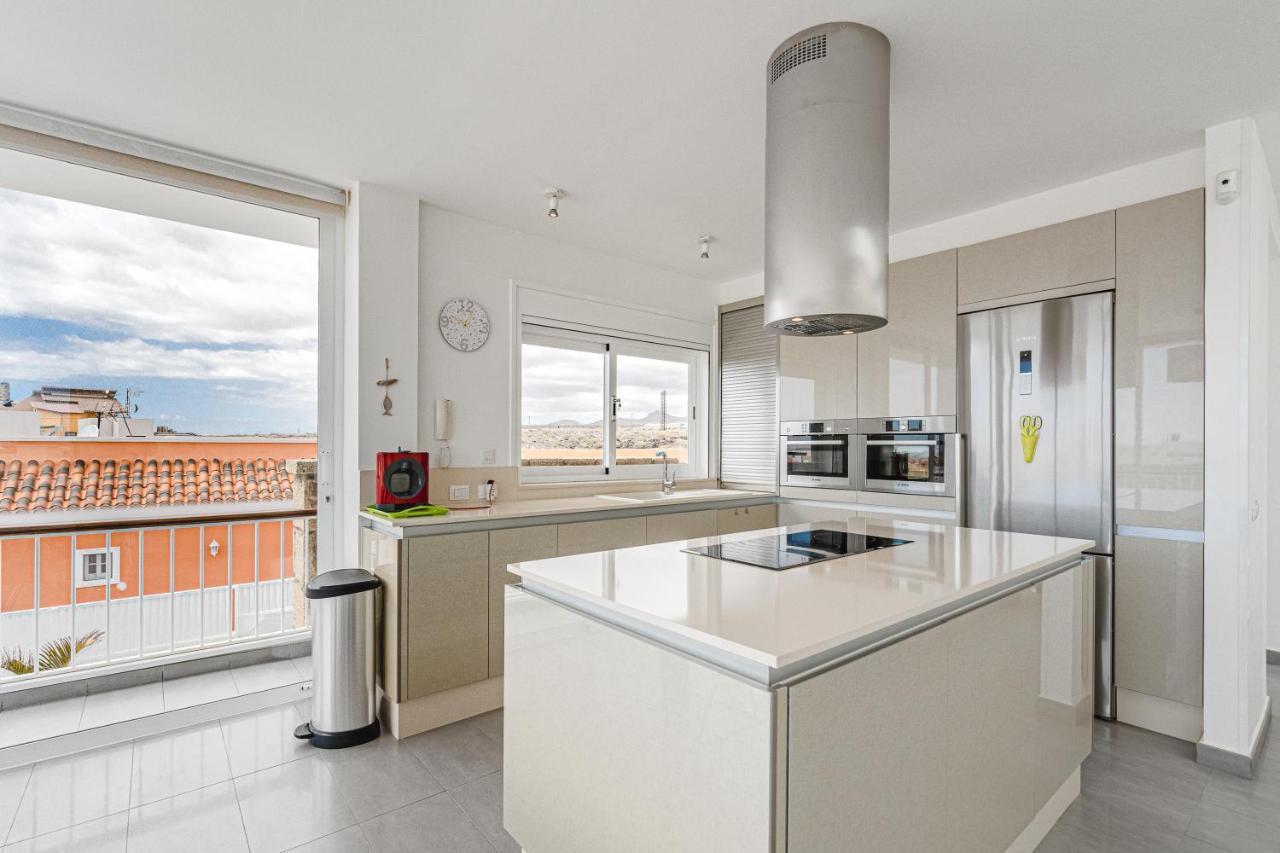 Modern 3Bdr Villa With Heated Pool El Médano Zewnętrze zdjęcie