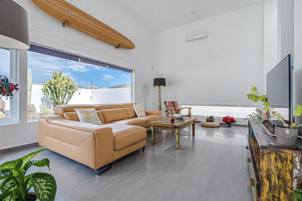 Modern 3Bdr Villa With Heated Pool El Médano Zewnętrze zdjęcie