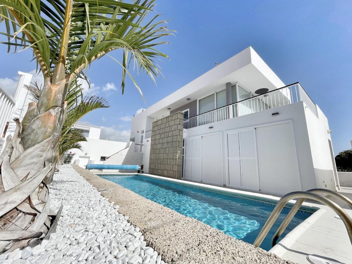 Modern 3Bdr Villa With Heated Pool El Médano Zewnętrze zdjęcie